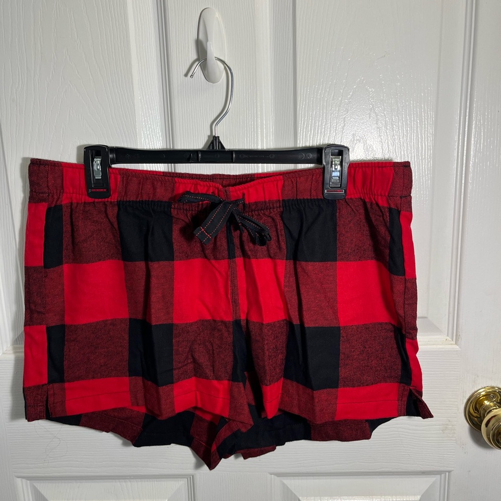 Plaid sleep shorts